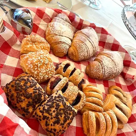 Poggio Degli Olivi Couette-café Monsummano Terme