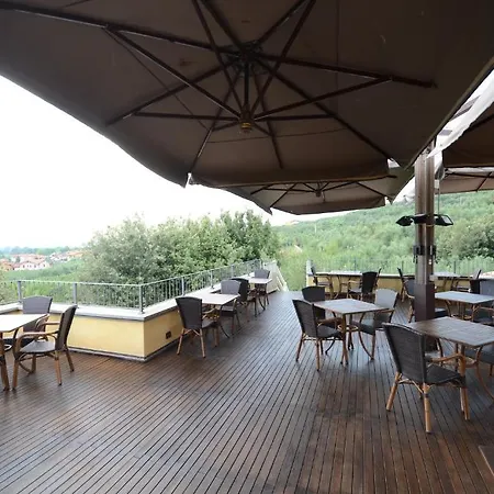 Poggio Degli Olivi Bed and breakfast